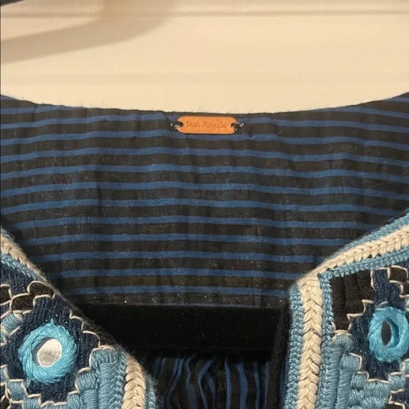 Free People Navy Embroidered Tunic with Balloon Sleeves, Size Medium, EUC - Picture 5 of 8